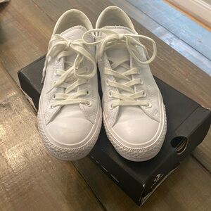 Converse all leather white tennis shoes